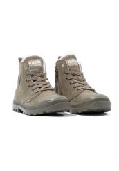 Buty sportowe Sneakersy damskie, Pampa Hi Zip WL. Zielone buty sportowe na co dzień damskie Palladium, bez wzorów, z materiału, trekkingowe. Za 519.99 zł.