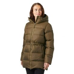 Parka damska z kapturem Helly Hansen Essence Down. Brązowe parki damskie Helly Hansen, na zimę, bez wzorów. W wyprzedaży za 1,225.50 zł.