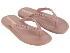 Japonki klapki damskie plażowe Ipanema Meu Sol Ad. Czerwone klapki damskie Ipanema, bez wzorów, z materiału, bez obcasa. Za 39.99 zł.