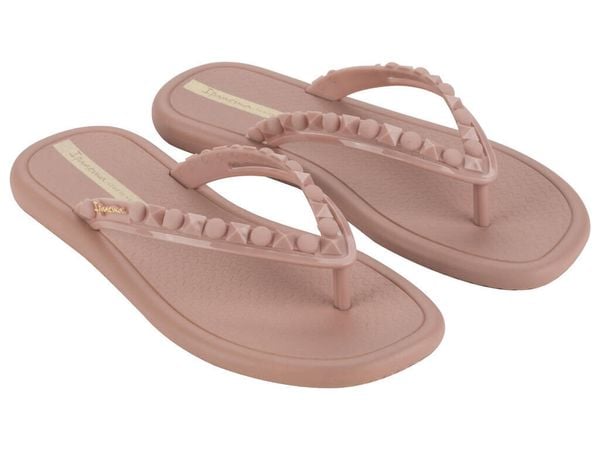 Japonki klapki damskie plażowe Ipanema Meu Sol Ad. Czerwone klapki damskie Ipanema, bez wzorów, z materiału, bez obcasa. Za 59.00 zł.