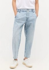 Męskie Spodnie Jeansowe Mustang Style Toledo Loose Denim Blue 1015137 5000 212. Niebieskie spodnie materiałowe męskie Mustang, bez wzorów, z denimu. Za 219.99 zł.