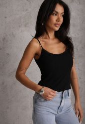 Czarny Bieliźniany Top z Bawełny z Koronką na Regulowanych Ramiączkach Beralisse. Czarne topy damskie Renee, m, bez wzorów, z bawełny, bez kołnierzyka. Za 39.99 zł.