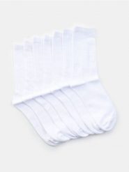 Prążkowane skarpetki 7 pack - biały. Białe skarpetki męskie Sinsay, bez wzorów, prążkowane. Za 22.99 zł.