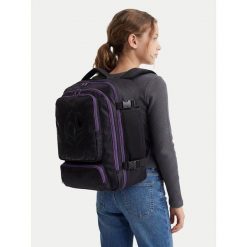 Plecak podróżny Disney Classics. Czarne plecaki damskie Disney Classics, bez wzorów, sportowe. Za 169.99 zł.