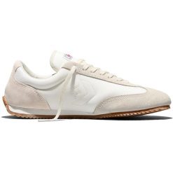 Buty sportowe Converse Jogger. Białe buty sportowe na co dzień damskie Converse, z zamszu, bez zapięcia. Za 590.00 zł.
