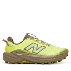 Buty do biegania New Balance. Zielone obuwie do biegania damskie New Balance. Za 649.99 zł.