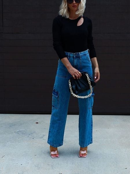 LA Angels Koszulka w kolorze czarnym rozmiar: XL. Czarne bluzki damskie LA Angels, xl, bez wzorów, bez kołnierzyka. Za 131.43 zł.