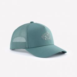 Czapka turystyczna z daszkiem Quechua Hike 500 Trucker. Zielone czapki męskie FORCLAZ, bez wzorów, z elastanu. Za 69.99 zł.