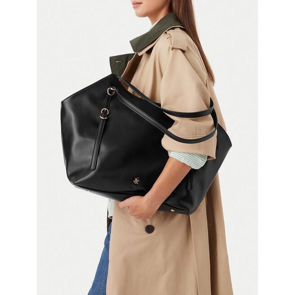 Torebka Beverly Hills Polo Club. Czarne torebki klasyczne damskie Beverly Hills Polo Club, bez wzorów, bez dodatków. Za 229.99 zł.