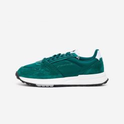 Buty sportowe męskie Decathlon RR70. Białe buty sportowe na co dzień męskie Decathlon, z gumy, bez zapięcia, trekkingowe. Za 179.99 zł.