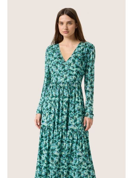 Soaked in Luxury Sukienka "Soaked in Luxury" w kolorze turkusowym rozmiar: L. Niebieskie sukienki damskie Soaked in Luxury, na co dzień, l, bez wzorów, bez kołnierzyka, bez ramiączek, midi, proste. Za 173.99 zł.