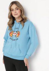Jasnoniebieska Bluza z Kolorowym Nadrukiem i Kapturem Kimna. Niebieskie bluzy z kapturem damskie Born2be, l. Za 79.99 zł.