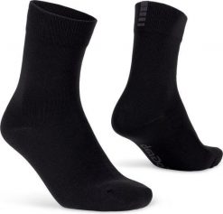 Gripgrab Lightweight Waterproof Spring-autumn Socks Black - L - (42-44). Czarne obuwie trekkingowe damskie GRIPGRAB. Za 348.95 zł.