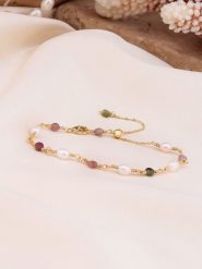 Pierres de Jade Pozłacana bransoletka z agatami i perłami rozmiar: onesize. Białe bransoletki damskie Pierres de Jade, pozłacane. Za 39.99 zł.