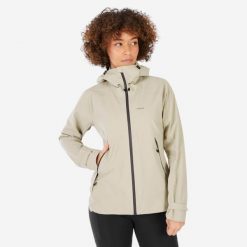Kurtka turystyczna damska Quechua MH500 wodoodporna. Czerwone kurtki damskie QUECHUA, l, bez wzorów, z dzianiny, bez kaptura. Za 399.99 zł.