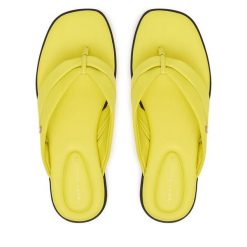Japonki Tommy Hilfiger. Żółte klapki damskie Tommy Hilfiger, bez wzorów, bez obcasa. Za 359.99 zł.