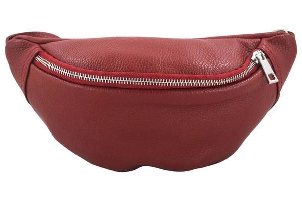 Torebka damska saszetka / nerka - CASUAL - Czerwona. Czerwone torebki klasyczne damskie Barberinis, bez wzorów, ze skóry, bez dodatków. Za 138.99 zł.