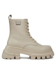 Tommy Jeans Trapery Tjw Chunky Leather Boot EN0EN02503 Beżowy. Brązowe trapery damskie Tommy Jeans, z jeansu, bez obcasa. Za 479.99 zł.