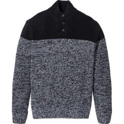Sweter ze stójką bonprix czarno-biały. Czarne swetry męskie bonprix, l, bez wzorów, bez kołnierzyka. Za 109.99 zł.