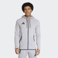 Bluza męska adidas Tiro 26 Travel Sweat Hoodie. Szare bluzy bez kaptura męskie Adidas, m, z bawełny. Za 251.85 zł.