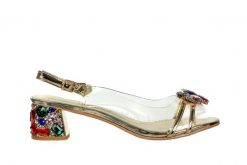 Sandały Laura Vita Mily 01 Or 202053, Złoty, Skóra naturalna - 36. Żółte sandały damskie Laura Vita, bez wzorów, z materiału, bez obcasa, na obcasie. W wyprzedaży za 134.10 zł.