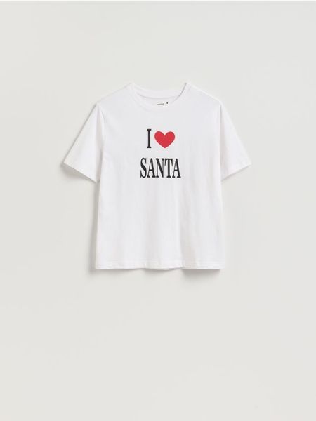 T-shirt ze świątecznym motywem - biały. Białe t-shirty damskie Reserved, l, bez wzorów, z bawełny, bez kołnierzyka. Za 39.99 zł.