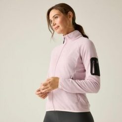 Damska bluza polarowa Rivendell z zamkiem błyskawicznym. Czerwone bluzy bez kaptura damskie Regatta, z polaru. W wyprzedaży za 229.99 zł.