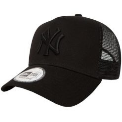 Męska czapka z daszkiem New Era Clean Trucker New York Yankees MLB Cap. Czarne czapki męskie New Era, bez wzorów, z poliesteru, sportowe. Za 139.99 zł.