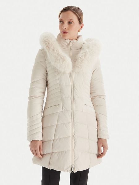 Guess Kurtka zimowa W4BL61 WGLZ0 Beżowy Slim Fit. Brązowe kurtki damskie Guess, na zimę, xxl, z aplikacjami, z syntetyku, bez kaptura. Za 1,055.00 zł.