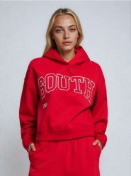 Bluza hoodie z nadrukiem - czerwony. Czerwone bluzy bez kaptura damskie Sinsay, l. Za 49.99 zł.