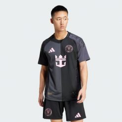Koszulka Inter Miami CF 25/26 Away Authentic. Czarne t-shirty sportowe męskie Adidas, z materiału, bez ramiączek, do piłki nożnej. Za 699.00 zł.
