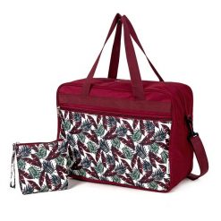 Torba podróżna Sapphire ST-143 - czerwona. Czerwone torby podróżne damskie SAPPHIRE, bez wzorów, z materiału, duże. W wyprzedaży za 54.90 zł.
