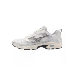 Buty Mizuno MXR Sport Białe. Białe obuwie do biegania damskie Mizuno. Za 474.55 zł.