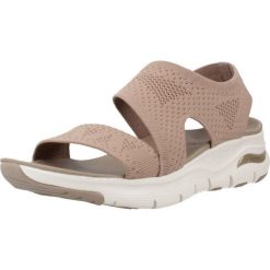 Sandały SKECHERS ARCH FIT Brązowy. Brązowe obuwie trekkingowe damskie Skechers. Za 390.00 zł.