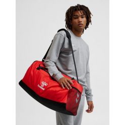 Torba sportowa Hummel Core 2.0 W SC. Czarne torby podróżne męskie HUMMEL. Za 180.00 zł.