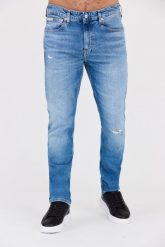 CALVIN KLEIN Błękitne męskie jeansy Slim Taper. Niebieskie jeansy męskie CALVIN KLEIN. W wyprzedaży za 269.99 zł.