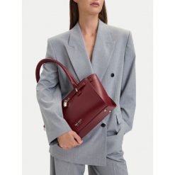 Torebka Nine West. Czerwone torebki klasyczne damskie Nine West, bez wzorów, bez dodatków. Za 279.99 zł.