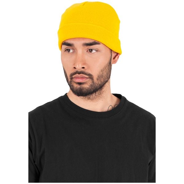 Czapka Flexfit heavyweight. Żółte czapki męskie FLEXFIT. W wyprzedaży za 30.00 zł.