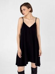 Basiclo Sukienka w kolorze czarnym rozmiar: XL. Czarne sukienki damskie Basiclo, xl, bez wzorów, z lyocellu, z asymetrycznym kołnierzem, bez ramiączek, mini, asymetryczne. Za 106.13 zł.