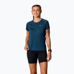 Koszulka damska Rab Sonic Tee. Niebieskie bluzki sportowe damskie RAB, m, z materiału, bez kołnierzyka, bez ramiączek. Za 179.99 zł.