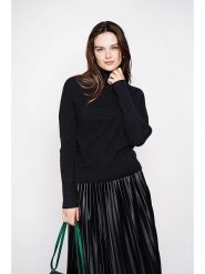 C& Jo Sweter w kolorze czarnym rozmiar: 40. Czarne golfy damskie C& Jo, ze splotem, bez kołnierzyka. Za 152.62 zł.