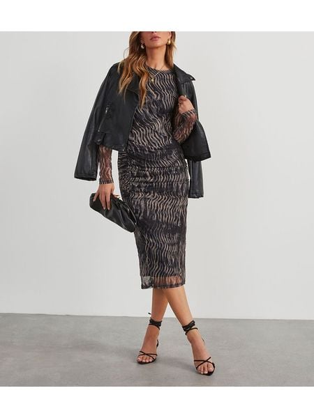 Milan Kiss Sukienka w kolorze antracytowym rozmiar: XL. Czarne sukienki damskie Milan Kiss, na co dzień, xl, bez wzorów, bez kołnierzyka, bez ramiączek, midi, proste. Za 165.99 zł.