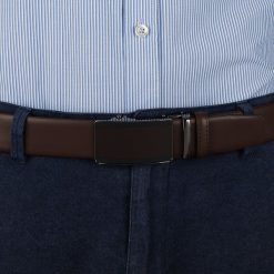 Pasek męski skórzany 3,5 cm klamra automatyczna Beltimore brązowy 02-572 : Kolory - brązowy, beżowy, Rozmiar pasków - r.115-130 cm. Brązowe paski męskie bez wzorów, ze skóry, wizytowe. Za 64.99 zł.