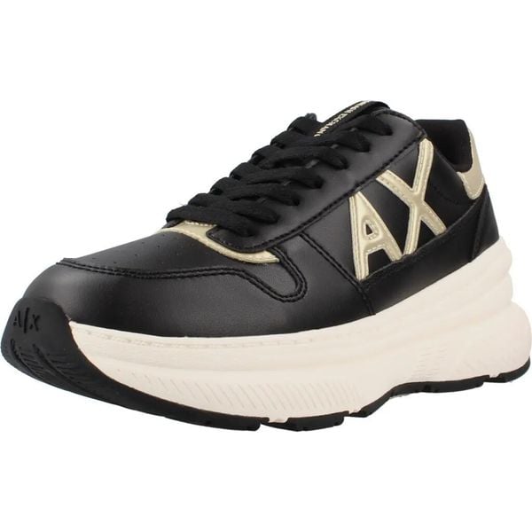 Buty ARMANI EXCHANGE XW003106 AF2740 Czarny. Czarne obuwie treningowe damskie Armani Exchange, na fitness i siłownię. Za 647.99 zł.