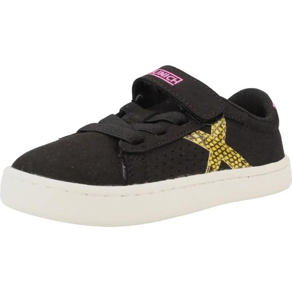 Buty MUNICH 8844007M Czarny. Czarne obuwie treningowe damskie munich, na fitness i siłownię. Za 187.99 zł.