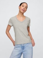 GAP Koszulka w kolorze szarym rozmiar: M. Szare t-shirty damskie GAP, m, bez wzorów, z bawełny, bez kołnierzyka. Za 61.46 zł.