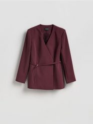 Marynarka z paskiem - burgundowy. Czerwone marynarki i żakiety damskie Reserved, l, bez wzorów, z tkaniny. Za 249.99 zł.