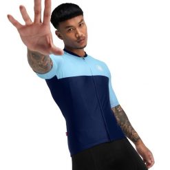 Męska koszulka rowerowa z krótkim rękawem Kolarstwo Siroko M2 Teide. Niebieskie t-shirty sportowe męskie SIROKO, m, bez ramiączek, rowerowe. W wyprzedaży za 260.40 zł.