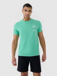 4F T-shirt regular z nadrukiem męski - zielony S. Zielone t-shirty męskie 4f, m, bez wzorów, z bawełny, bez kołnierzyka. W wyprzedaży za 49.99 zł.