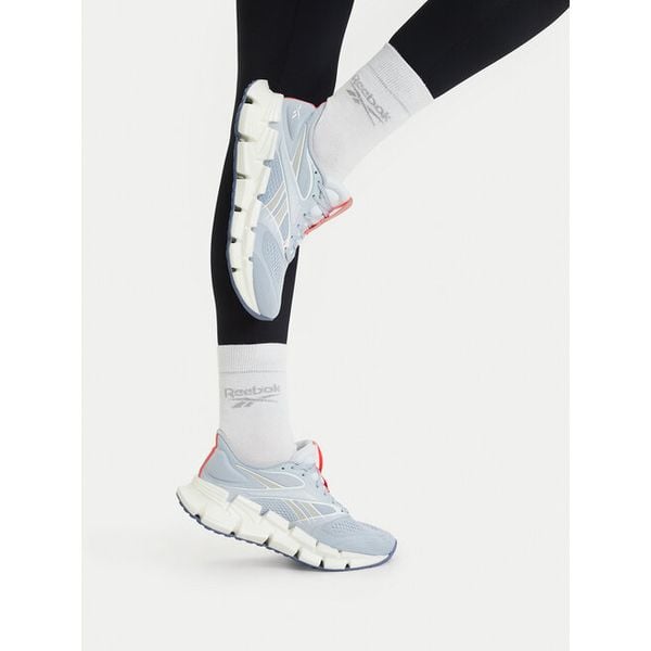 Buty do biegania Reebok. Niebieskie obuwie do biegania damskie Reebok. Za 489.99 zł.